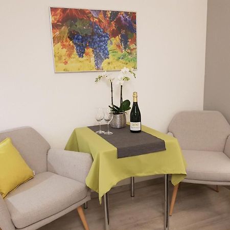 Gaestezimmer-Apartment Heidi Hoenl Buergstadt Exteriör bild