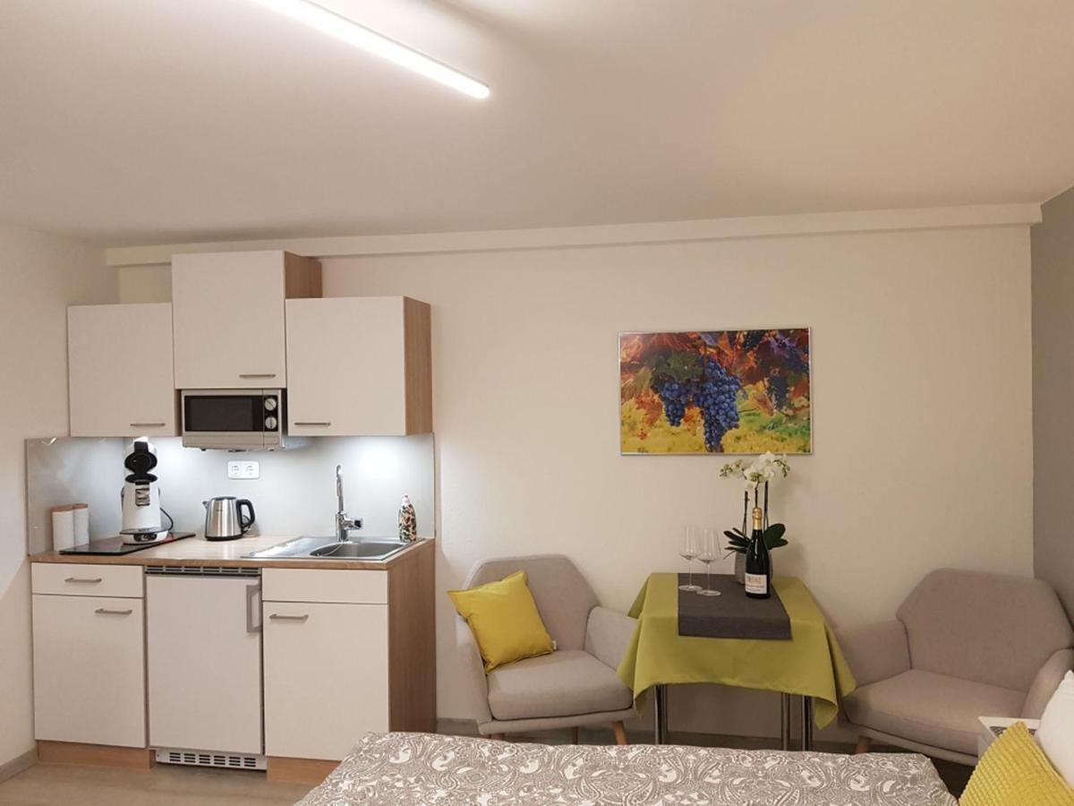 Gaestezimmer-Apartment Heidi Hoenl Buergstadt Exteriör bild